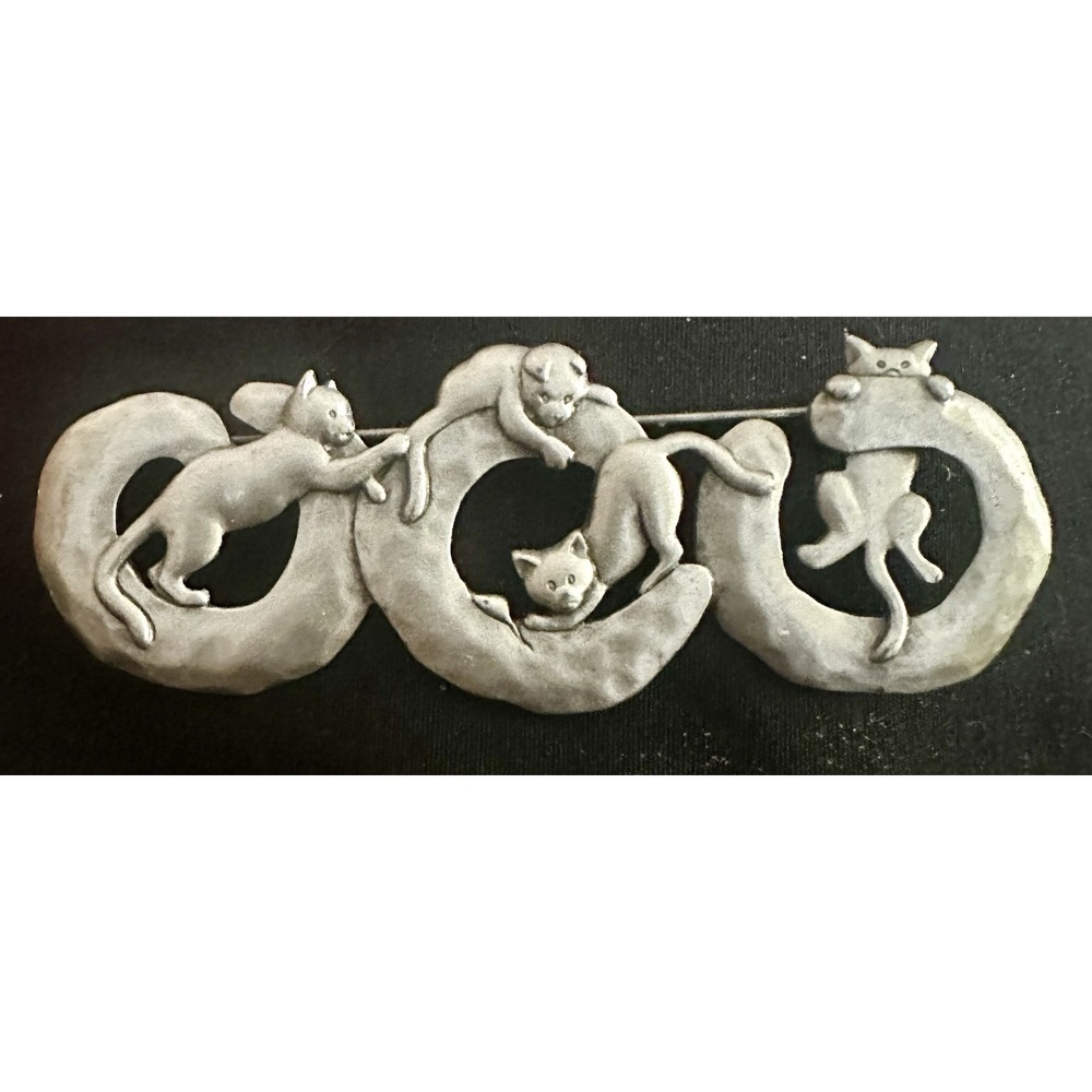 Vintage Signed JJ Jonette Hammered Pewter Playful Kitten Cats Pin Brooch